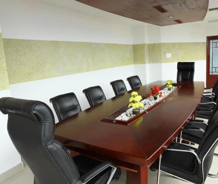 Hotel Hiton Perintalmanna Екстериор снимка